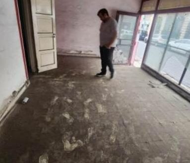ID-14651-Lote / -Vivienda con comercial . Salta 66 Córdoba Capital La propiedad se desarrolla sobre un lote de 227 m2 y cuenta con una construcción a reciclar de 147 M2. En la misma se desarrolla