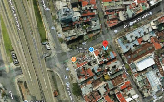 ID 13732 – Lote / Juan de Garay 912 e/t Tacuari y B. de Irigoyen. CABA