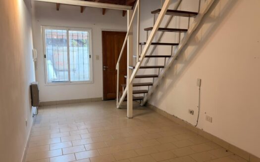 PH en Venta en Villa Luzuriaga – Entre Rios 261